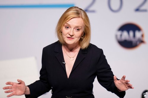 Liz Truss says she would vote to shut down investigation into whether Boris Johnson misled parliament