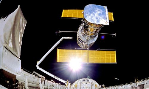 Nasa is attempting to restart Hubble Space Telescope