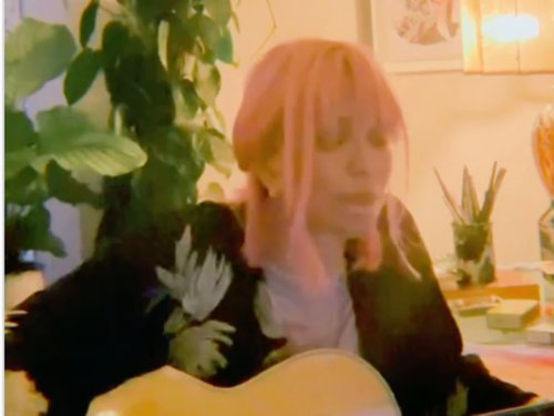 Courtney Love in tears during cover of Britney Spears song ‘Lucky’