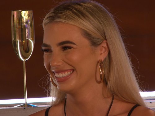 Love Island Spoiler Bombshell Jessie Gets Will Sweating With Very Rude Sex Confession Flipboard 