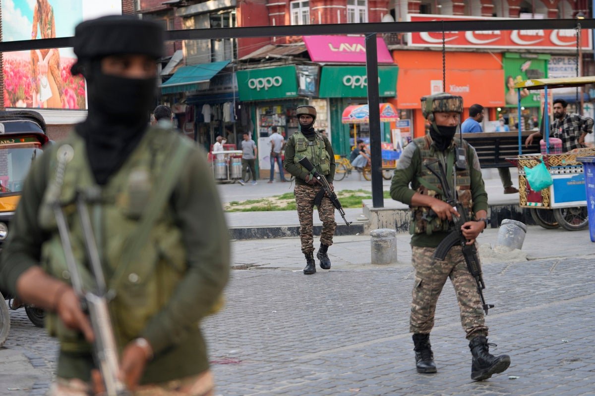 India flights cancelled across country as tensions flare with Pakistan