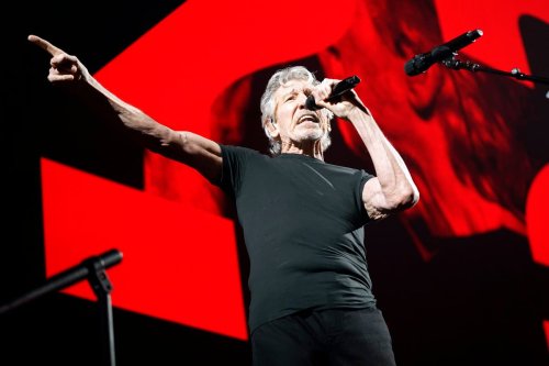 Roger Waters cancels Poland concerts amid backlash to Ukraine comments