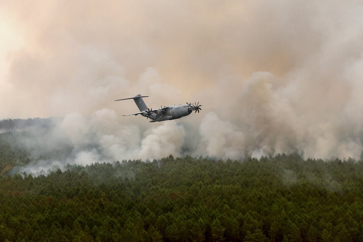 Is it safe to travel to Spain and France? Updated advice as wildfires rage
