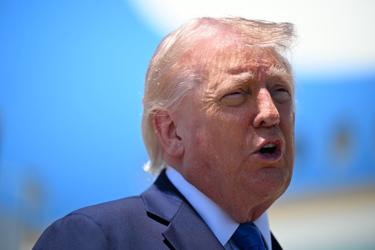 Trump hosts VIP crypto event as his coin plunges in value