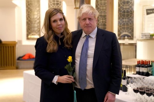 Boris and Carrie Johnson ‘hosted friend at Chequers while Covid restrictions in place’