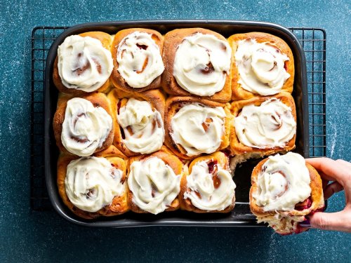 These overnight cranberry rolls might be the best use of your Christmas leftovers