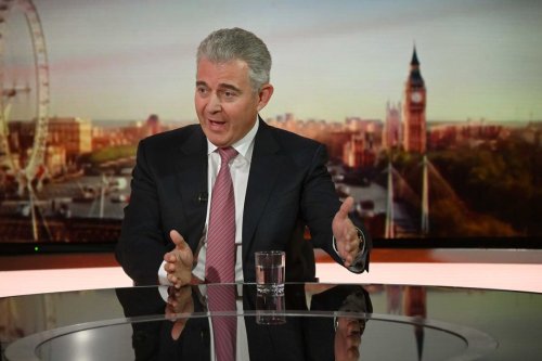 Brandon Lewis criticised for using train driver salaries in strike interview day after Johnson did same thing