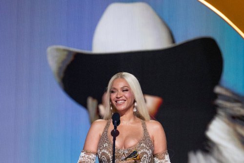 Fans paid hundreds for what they thought would be a sold out Beyoncé tour. Now they’re shocked she can’t fill a stadium