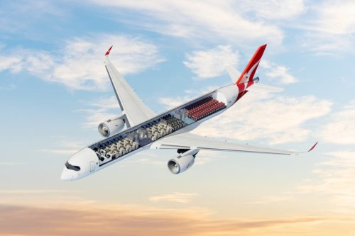 Up and over to down under: Qantas plan Sydney to London non-stop via the North Pole