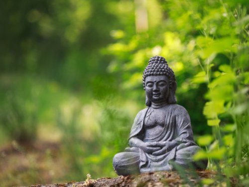 Best meditation breaks and mindfulness retreats in the UK for health and wellbeing in 2023
