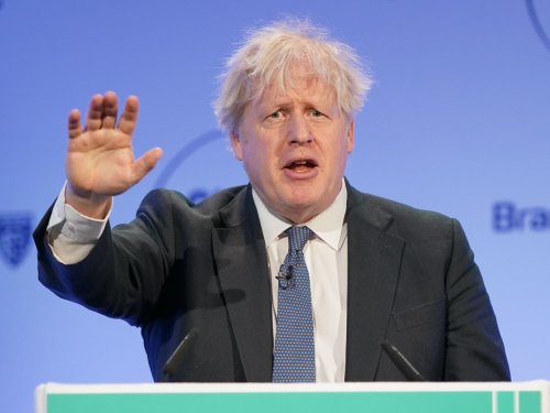 Boris Johnson’s WhatsApp row descends into farce as senior Tories call for Sunak to end dispute