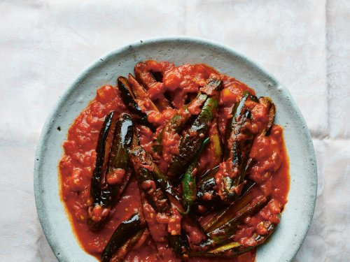 Extremely simple, extremely flavourful Kashmiri aubergines with tomatoes
