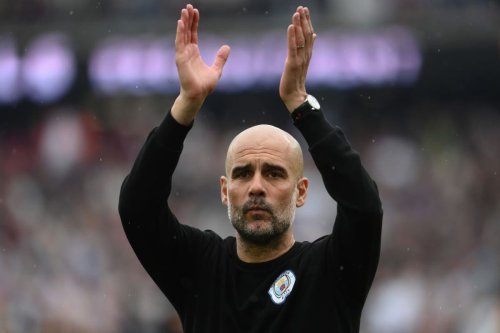Pep Guardiola invites Man United fans to wear City shirts ahead of title decider