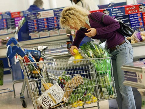 Brexit has cost each UK household £250 in higher food bills, experts claim
