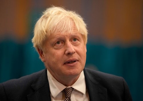Boris Johnson refuses to commit to wearing mask in Parliament