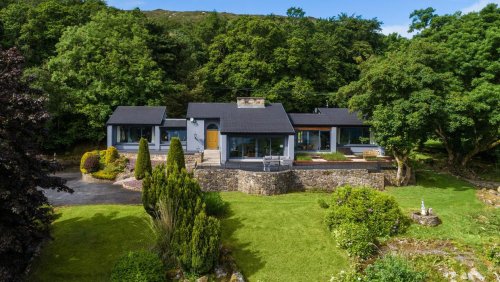 Westlife star Mark Feehily’s €1.15m lakeside home is up for sale