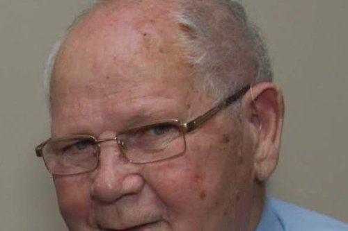 Michael O’Brien, abuse survivor and former mayor who took government to task, dies aged 92