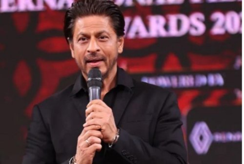 Shah Rukh Khan’s Winning Speech at Dada Phalke Award Goes Viral: ‘Bahut Saal Ho Gaye…’