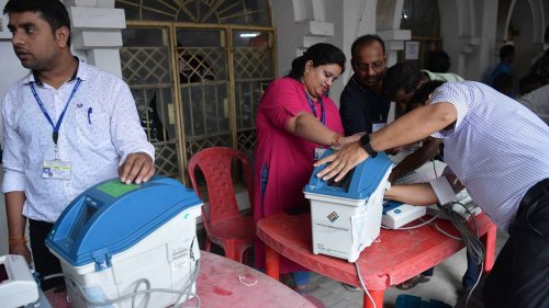 ‘Don’t try to bring down the system like this’: SC on plea for 100% EVM-VVPAT verification
