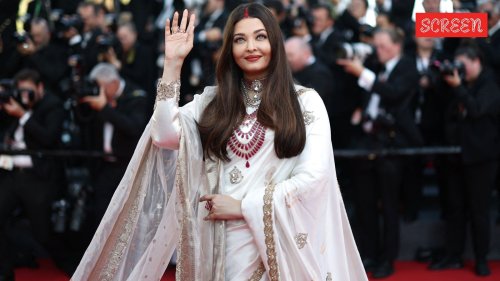 Abhishek Bachchan dines with Jaya Bachchan, Diana Penty hours after Aishwarya Rai’s bold sindoor look at Cannes; Big B continues his streak of blank post