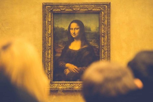 La Gioconda de Leonardo Da Vinci sufre un inesperado ataque en el Museo del Louvre