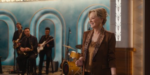 The Griffith Observatory and ‘The Broadway Melody’ Help ‘Hacks’ Season 4 Craft a Love Letter to LA