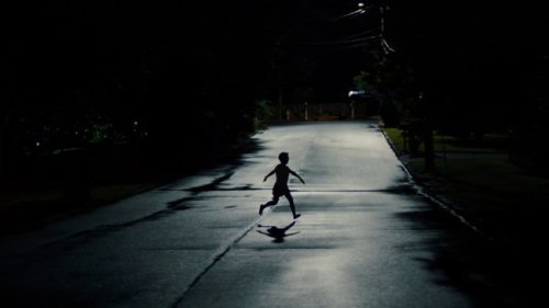 ‘Weapons’ Teaser: Josh Brolin Investigates the Disappearance of Julia Garner’s Entire Class of Kids in Zach Cregger’s Latest Nightmare