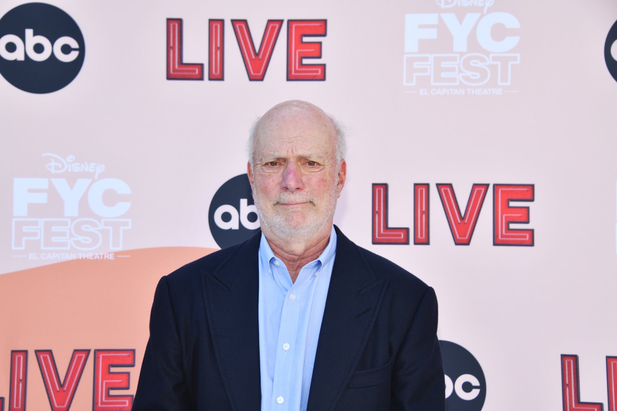 James Burrows Has ‘Attended the Death of Multi-Camera Sitcoms in Every Decade,’ but He’s Not Done Making Studio Audiences Laugh