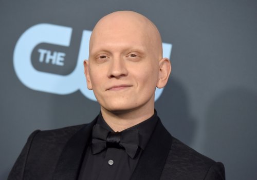 ‘Barry’ Star Anthony Carrigan Was Told to Quit Acting Over Alopecia: ‘You’re Not Attractive Anymore’