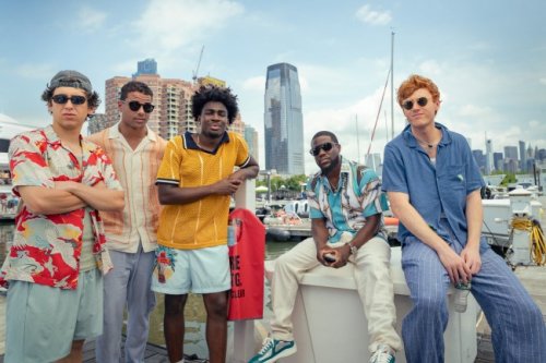 Review: Kevin Hart crashes bachelor party in Netflix's '72 Hours'