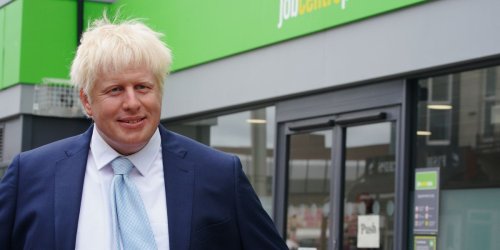 Boris Johnson waxwork appears outside jobcentre as PM quits as Tory leader