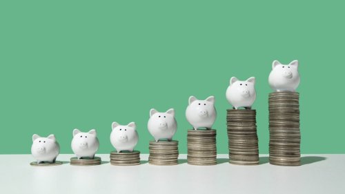 Four simple ways to retire with a £100,000 pension pot