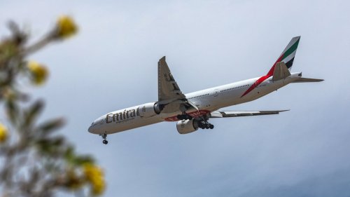 Claim Boeing planes nearly collided at 37,000ft denied by Emirates