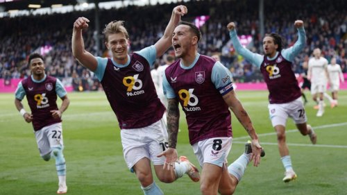 Burnley and Leeds promoted to the Premier League as Sheffield United stumble