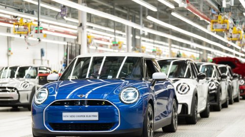 £3,000 more for a Mini Cooper Electric car: How Brexit trade barriers could EV cost drivers