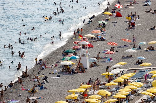 Travel firms report massive surge in bookings after traffic light system scrapped