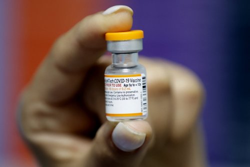 Vaccines to fight new "super-variant" of Covid-19 are expected to take 100 days to develop