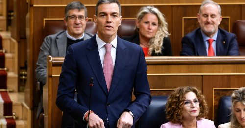 Pedro Sánchez pide a Feijóo que no se “regodee” por filtraciones que “son delito” y este le acusa de temer a Ábalos: “Váyase, convoque elecciones”