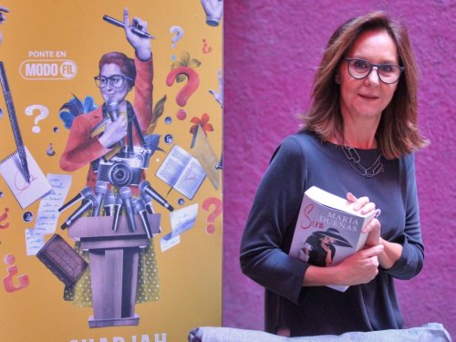 FIL 2022: María Dueñas presenta “Sira”, y habla sobre su colaboración con ViX+