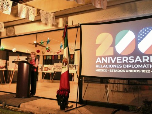 Celebran 200 años de hermandad entre México y Estados Unidos