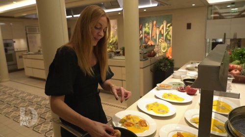 "Dinner"-Gastgeberin muss in fremder Küche kochen: "So eine verf...te Sch...e!"