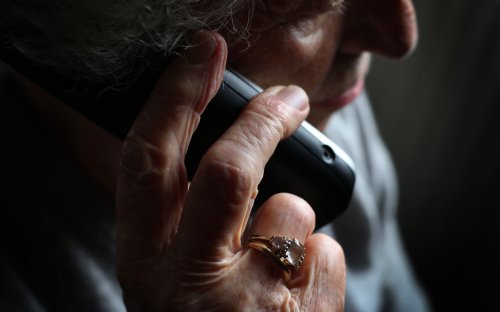 Betrug in Bamberg: Seniorin (96) in eigener Wohnung um wertvollen Schmuck gebracht