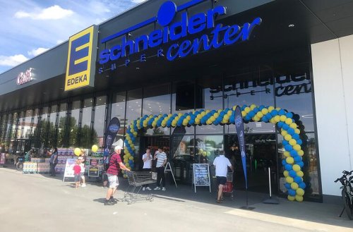 Bayreuth: Edeka hat "Super-Center" eröffnet - "Einkaufsmagnet" bietet Hofladen und rund 40.000 Produkte