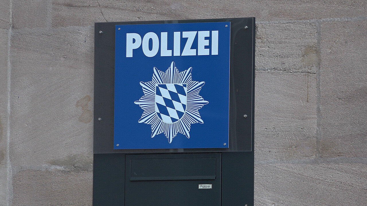 Schwabach: Bewaffneter Überfall auf Tankstelle in Schwabach - aktueller Ermittlungsstand - wichtiger Zeuge gesucht