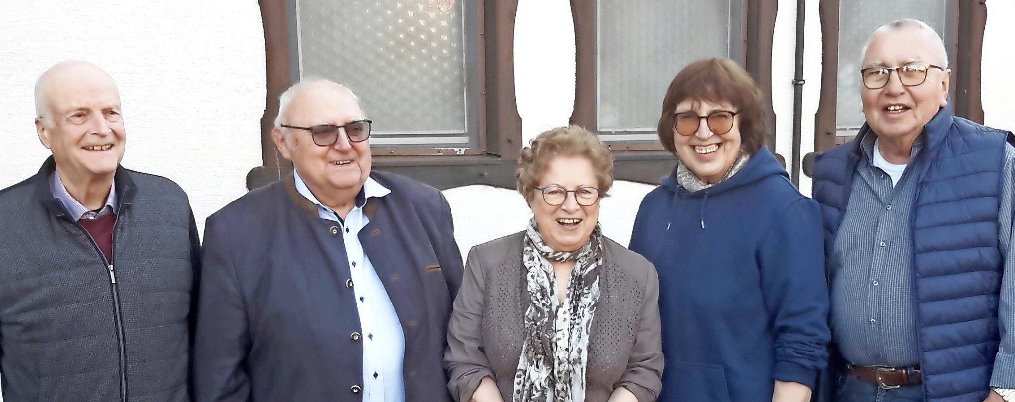 Zufriedene Mitglieder beim Ortsverband