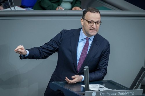 Kreise: Merz will Spahn als Fraktionschef vorschlagen