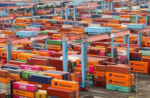 Wirtschaft im ersten Quartal stärker gewachsen: 0,4 Prozent