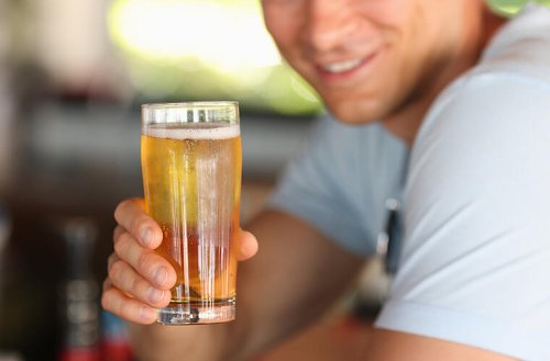 Jeden Tag Bier trinken: Wann der Konsum zum Risiko wird