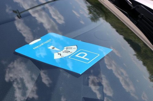 Parken ohne Strafe: Wie du Fehler beim Einstellen der Parkscheibe verhinderst