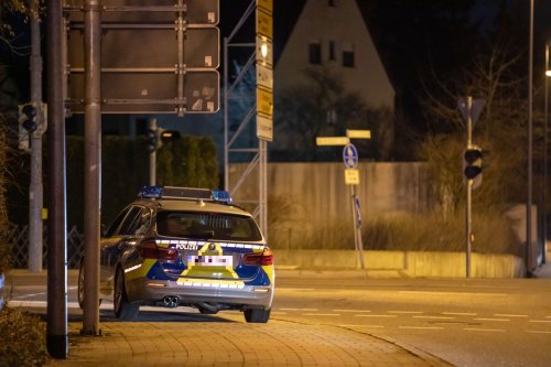 Nürnberg: Raub eines Einsatzstocks - Zeugenaufruf